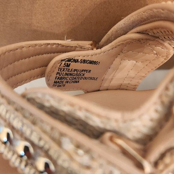 NWB Steve Madden Big Mona in Gold Multi 7.5 *Floor Sample - Picture 7 of 9